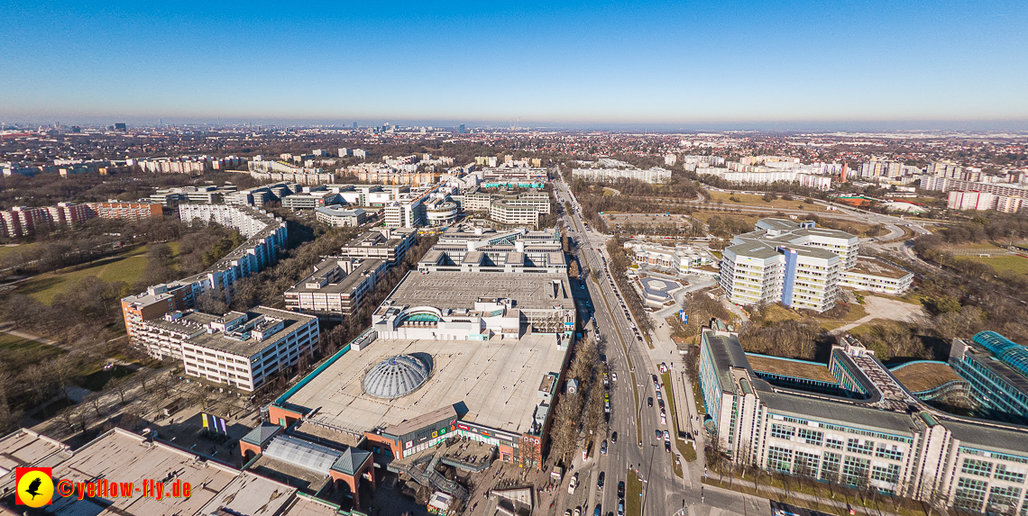 15.02.2023 - Luftbilder Perlach Plaza, Allianz, Wacker, Rentenversicherung, PEP